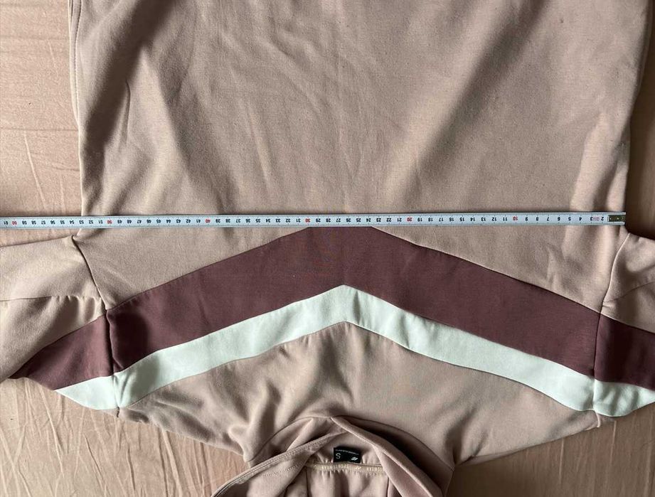 różowa bluza kaptur 4F rozmiar S