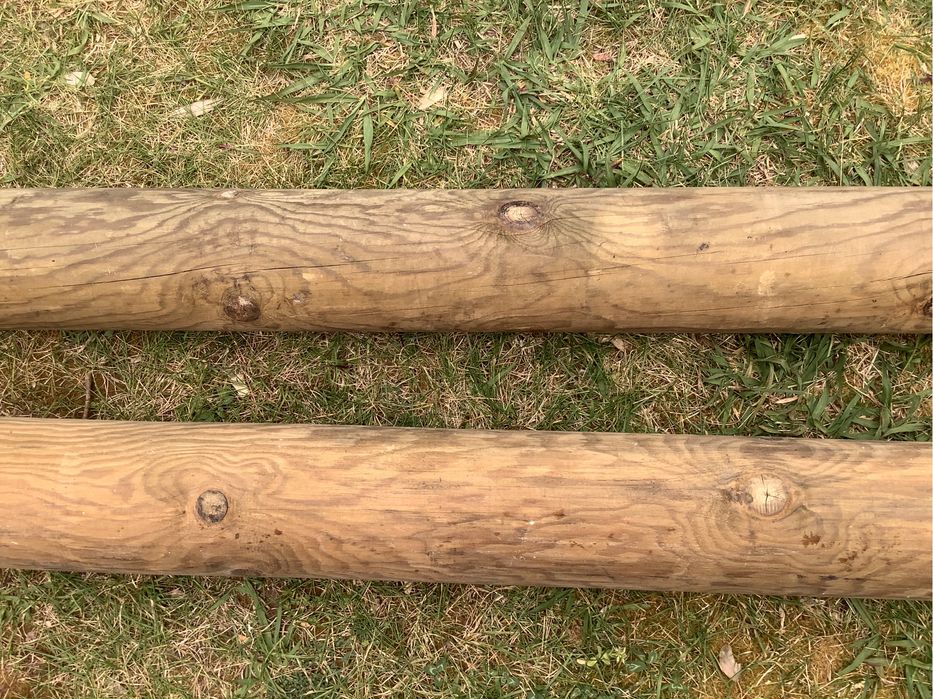 Postes madeira torneada