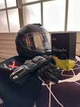 Conjunto Capacete e Luvas