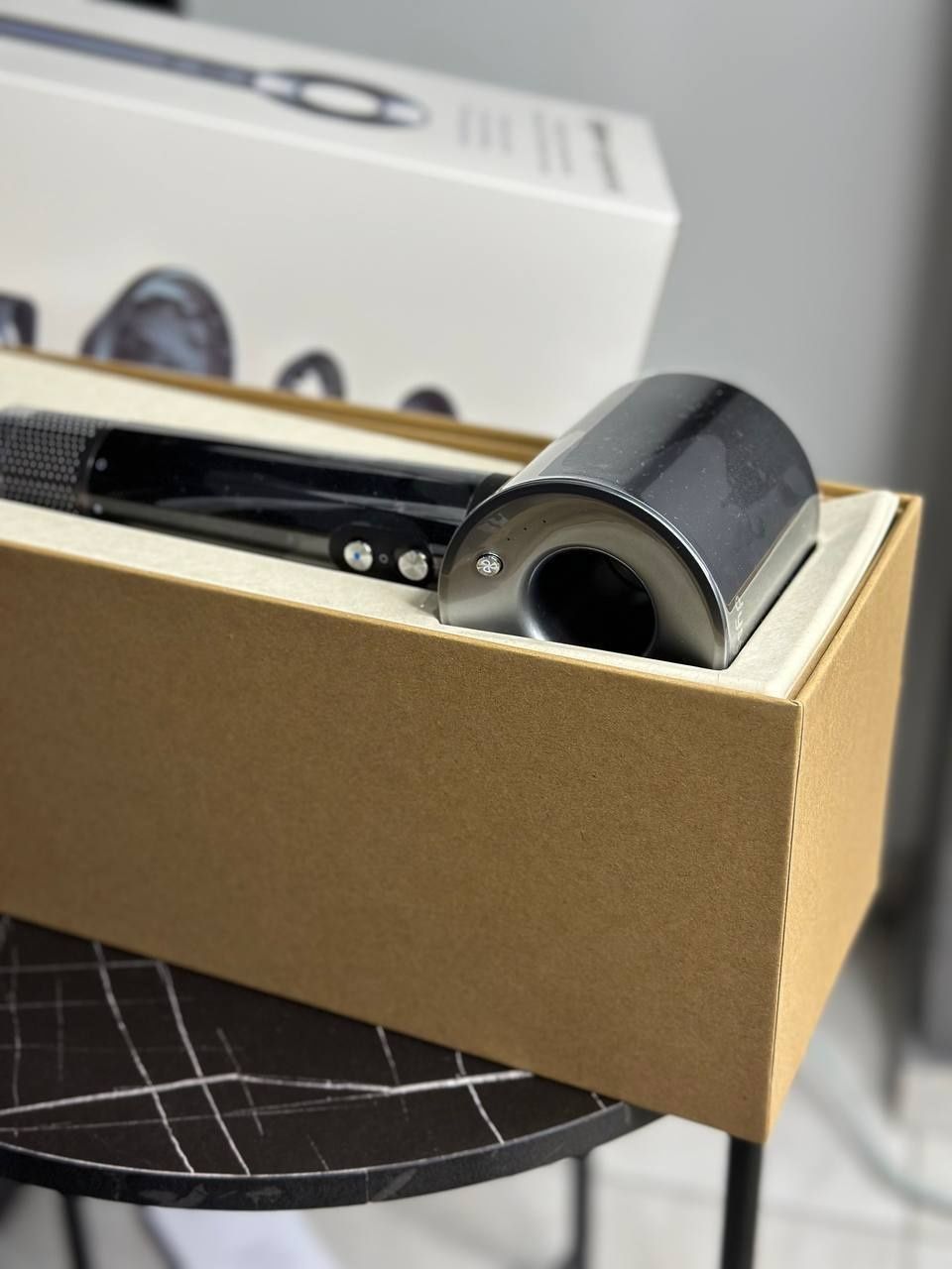 Фен Dyson HD08 у 7 кольорах