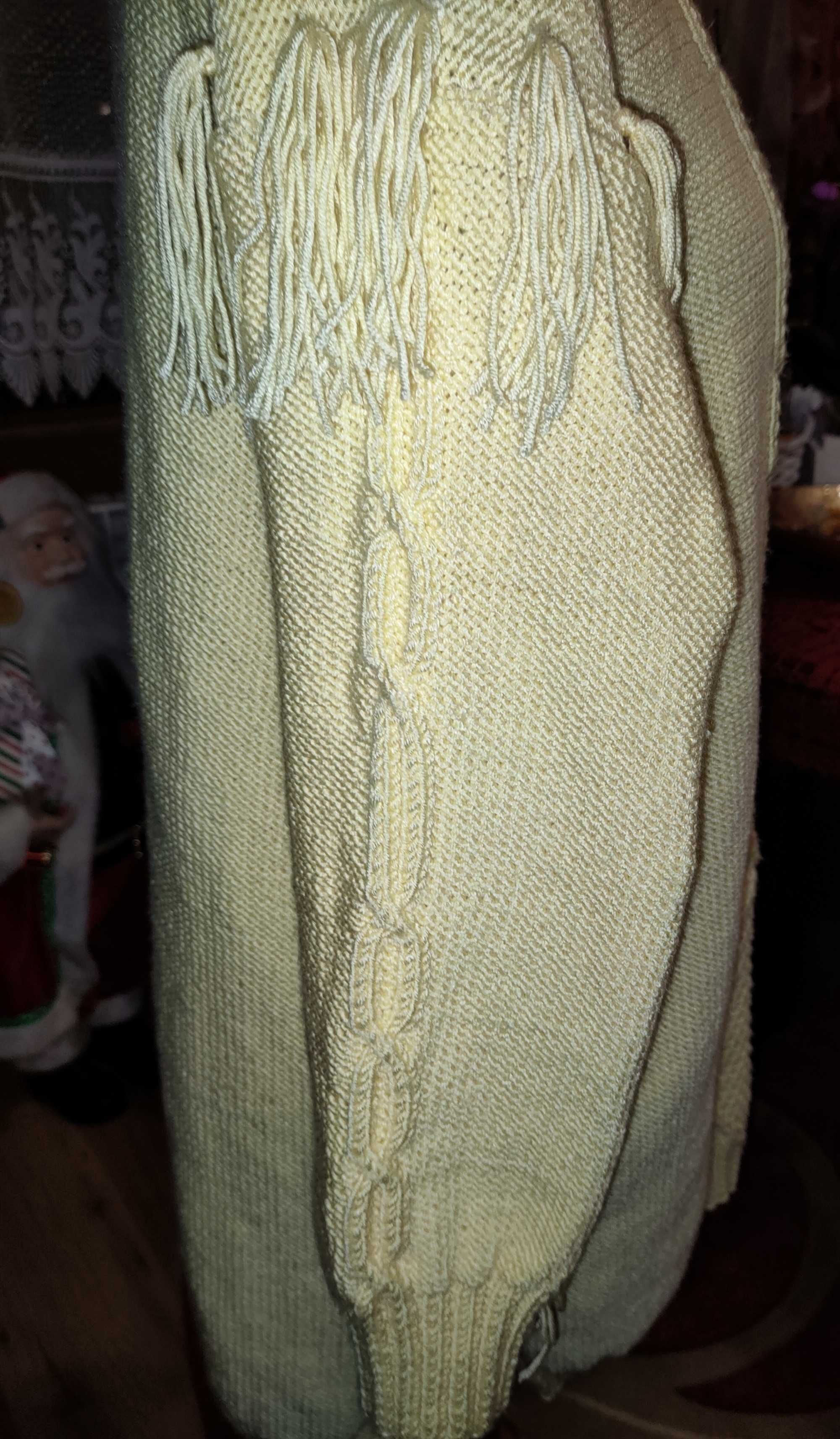 Cytrynowy długi sweter damski