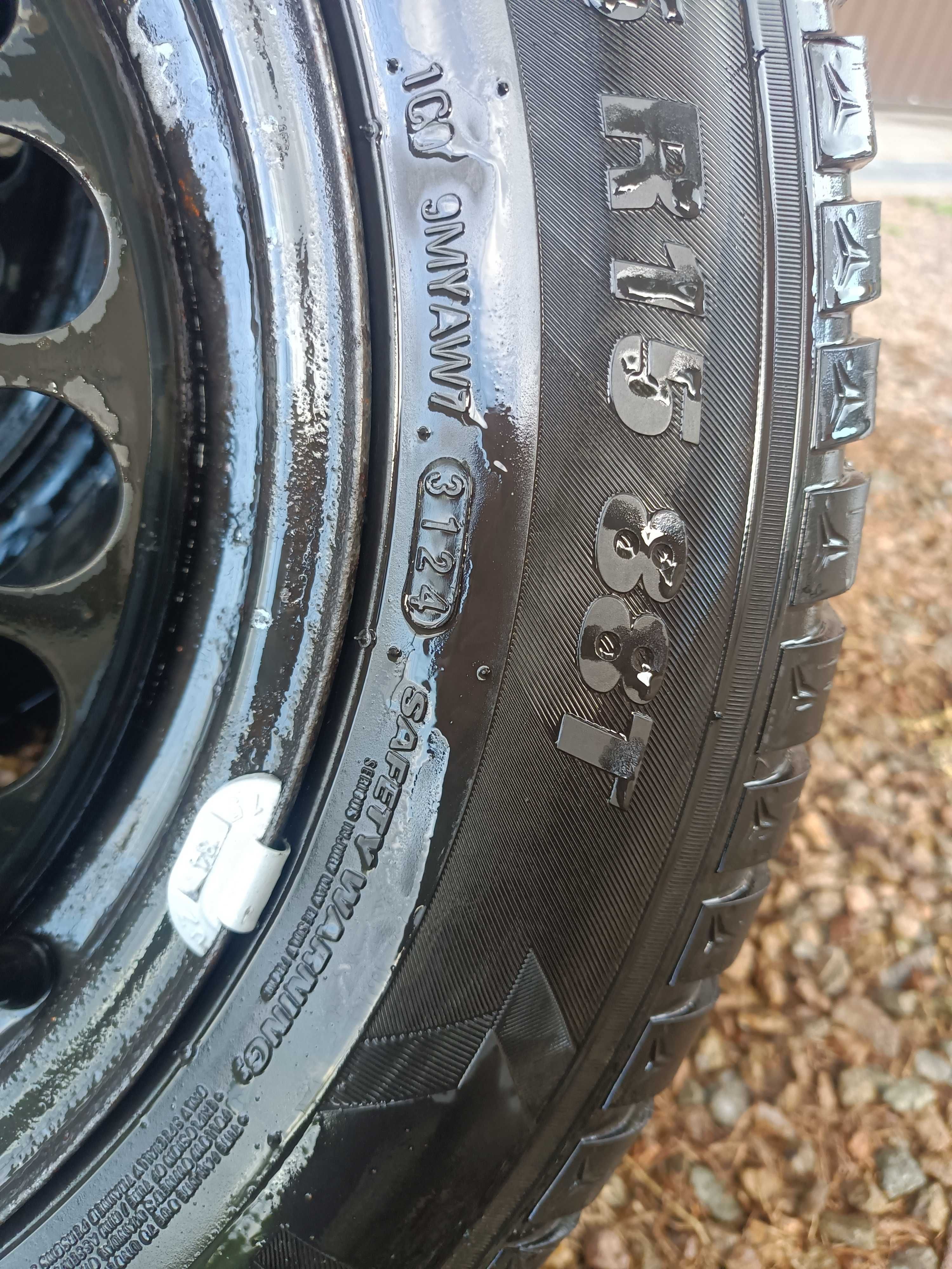 Sprzedam komplet kół zimowych 2024r. 4x100 R 15
