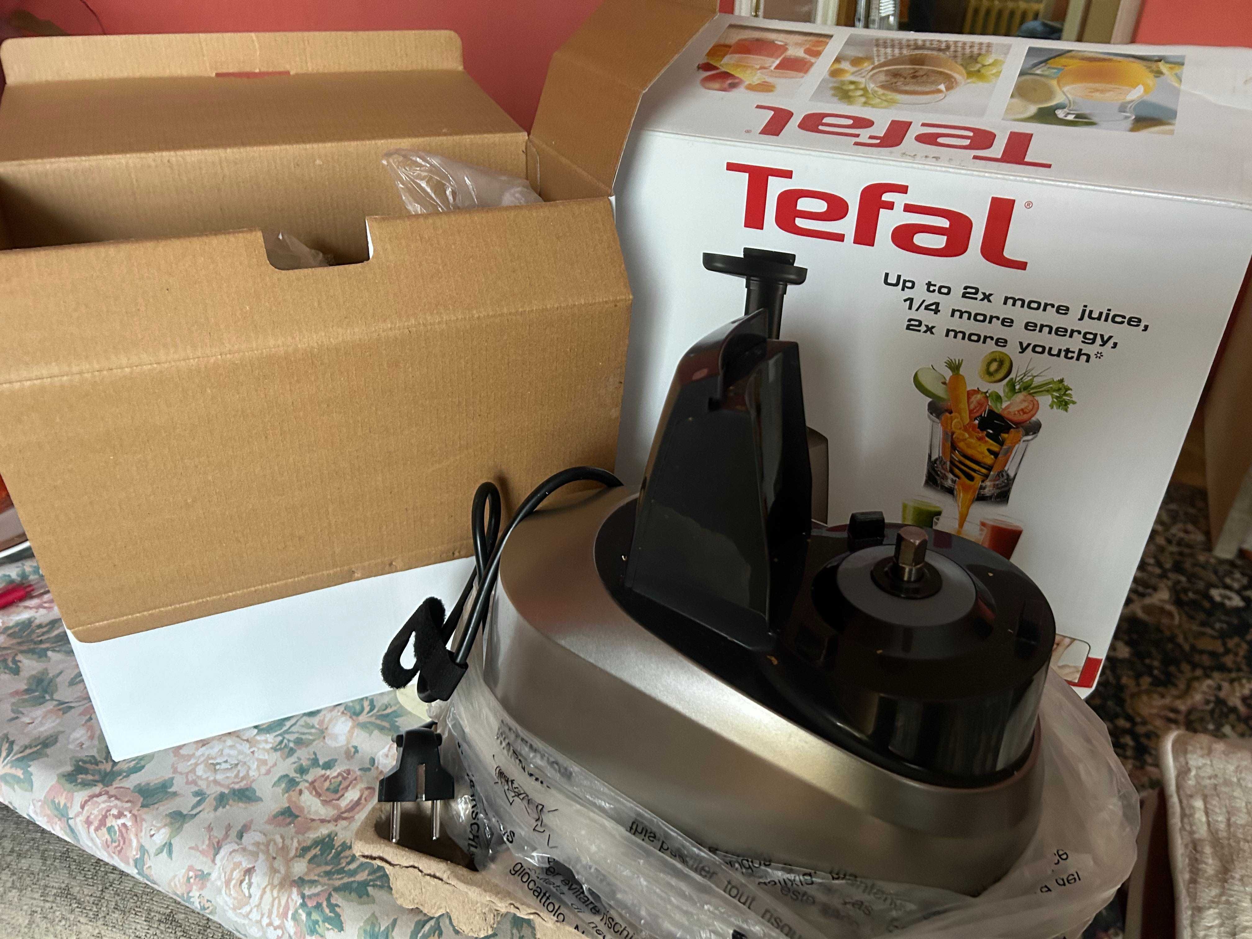 Wyciskarka wolnoobrotowa Tefal ZC255B38