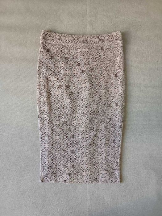 Спідниця Guess by Marciano ажурна/ S, мережево нюдово-пудрова