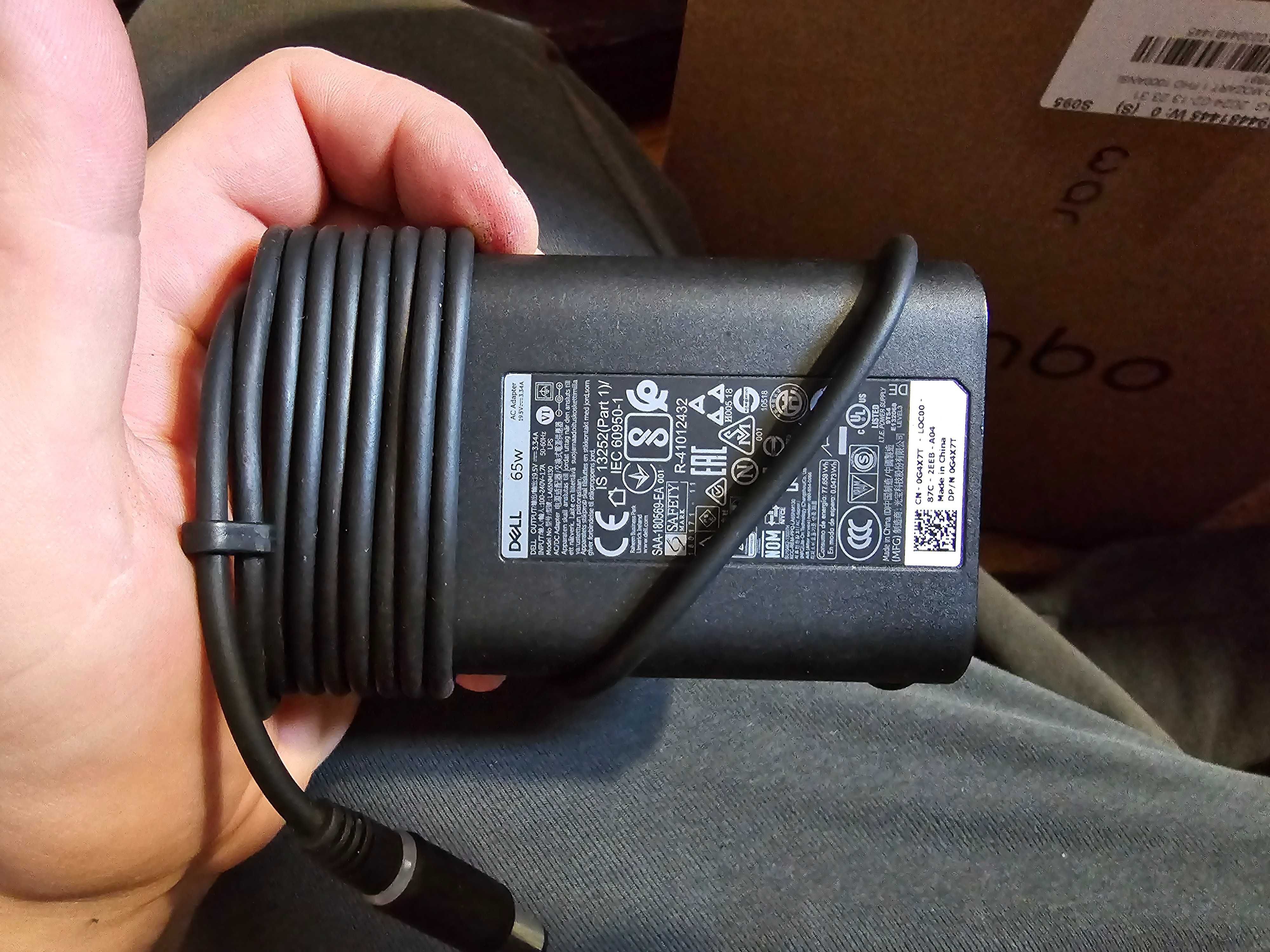 Dell Power Adapter - 90W-65w