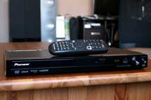 Odtwarzacz CD DVD Pioneer DV 320 mp3 HDMI compact disc