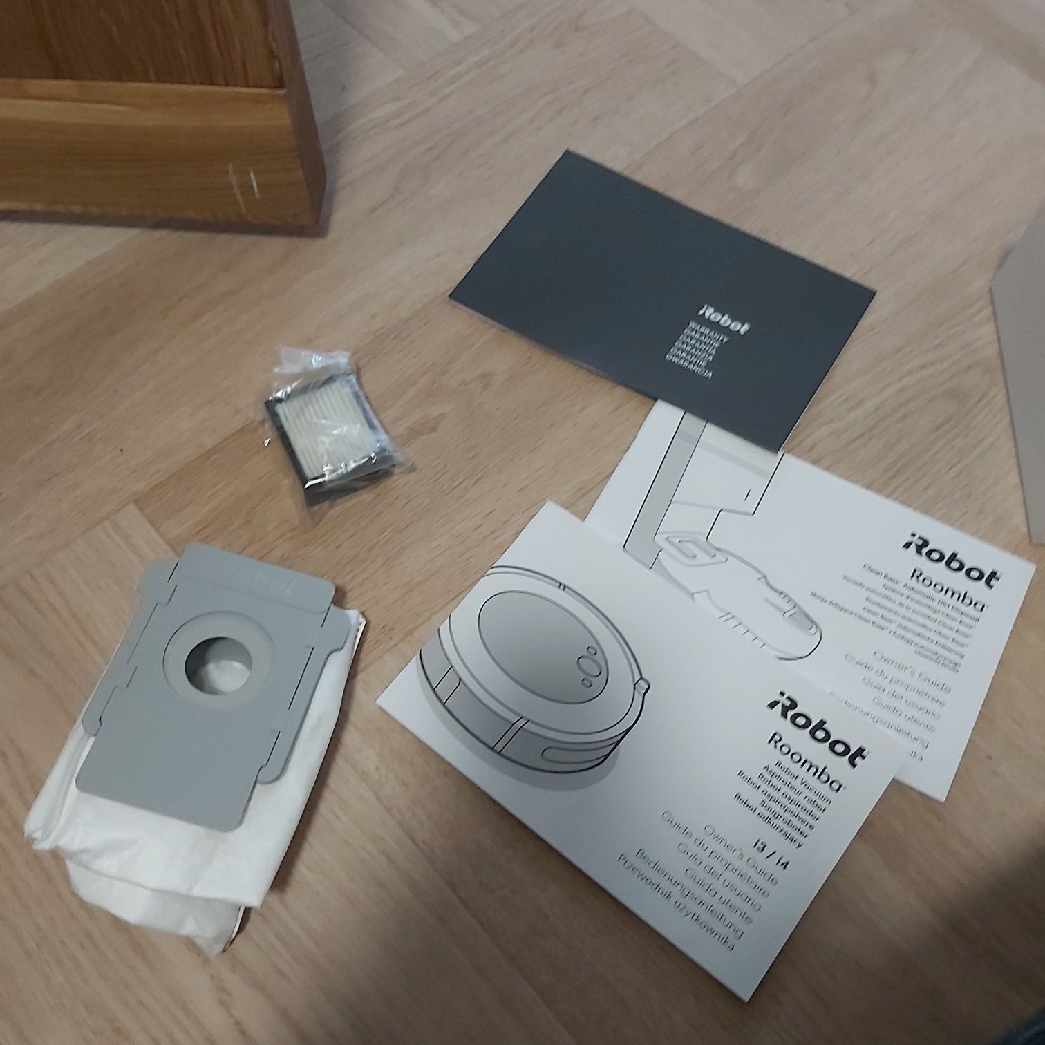 I robot rumba I3 + stacja oczyszczająca jak nowy