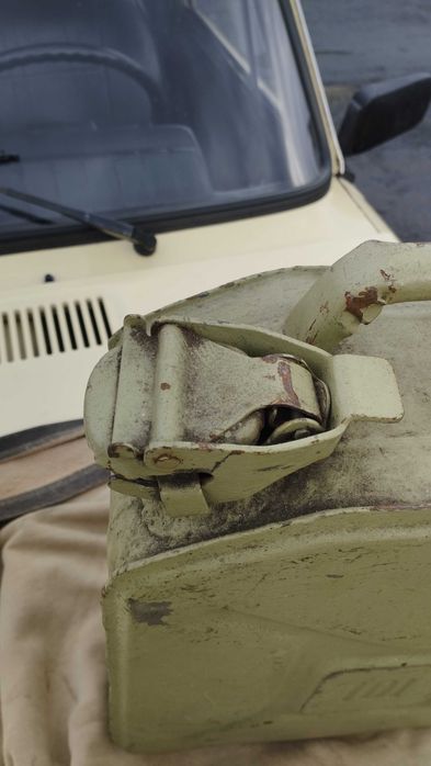 Kanister blaszany 10l