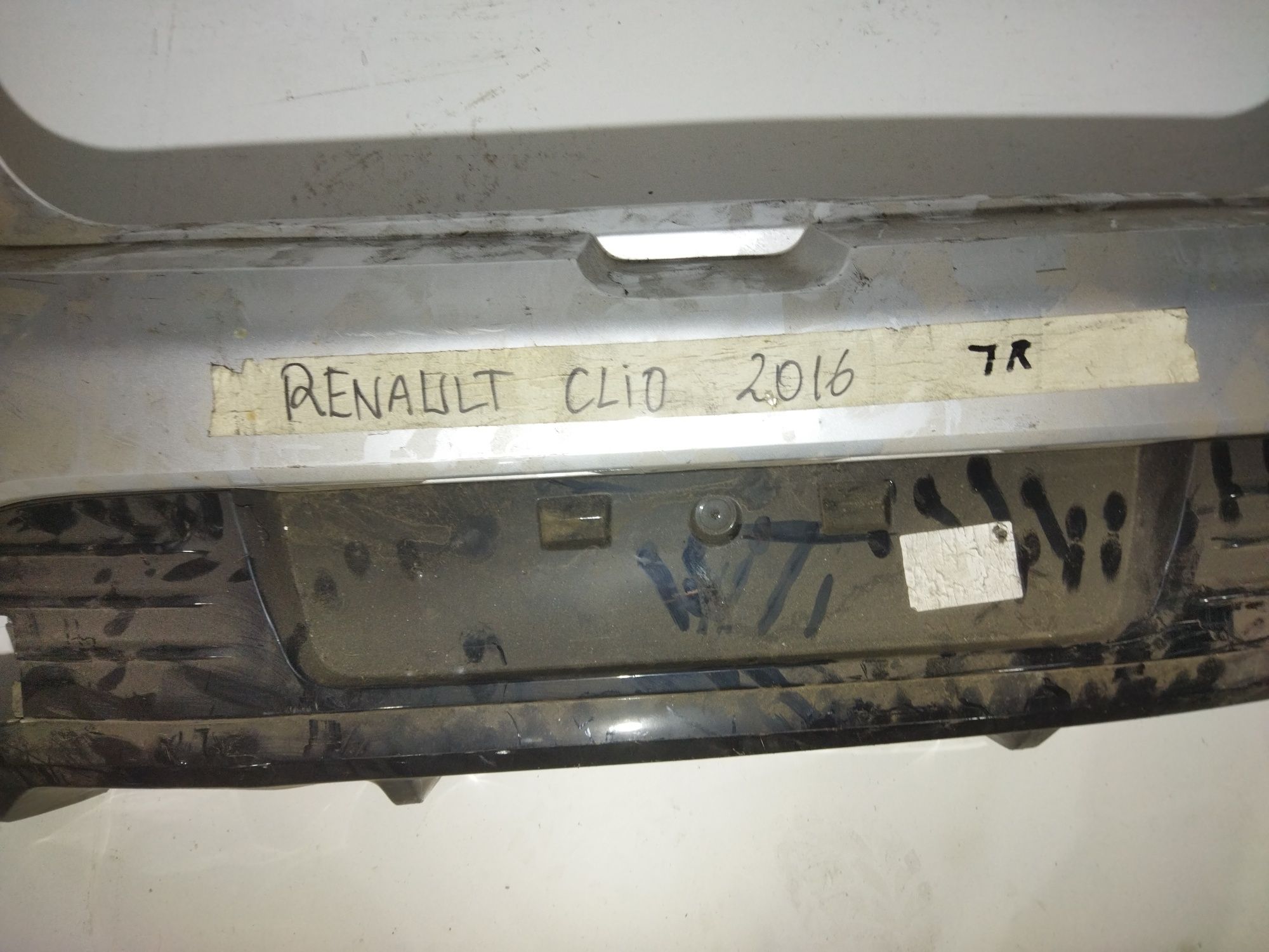 Parachoque Renault Clio trás 2016