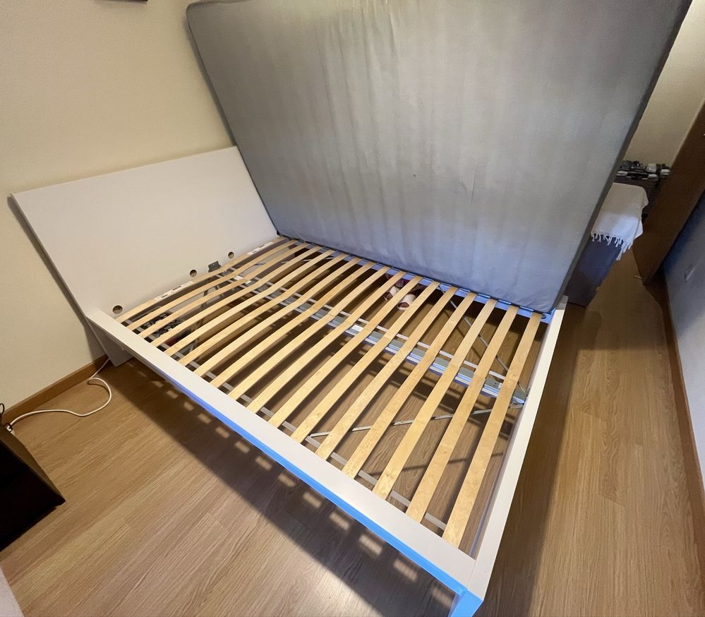 Cama Ikea MALM 140x200 Branca