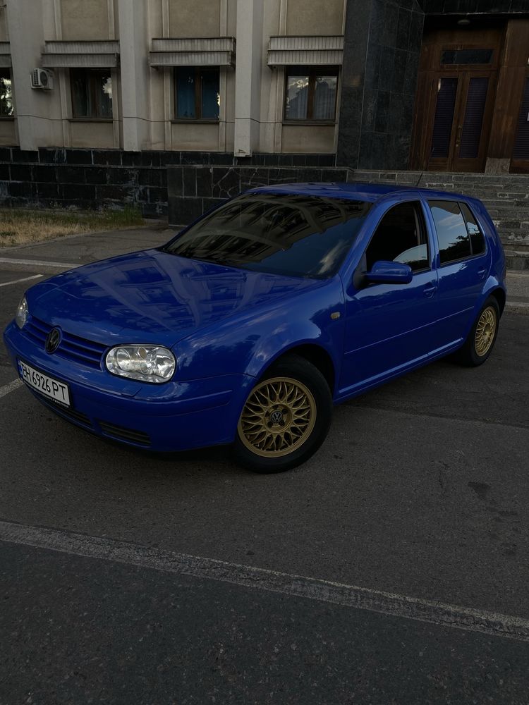 Продам Golf 4 1.6