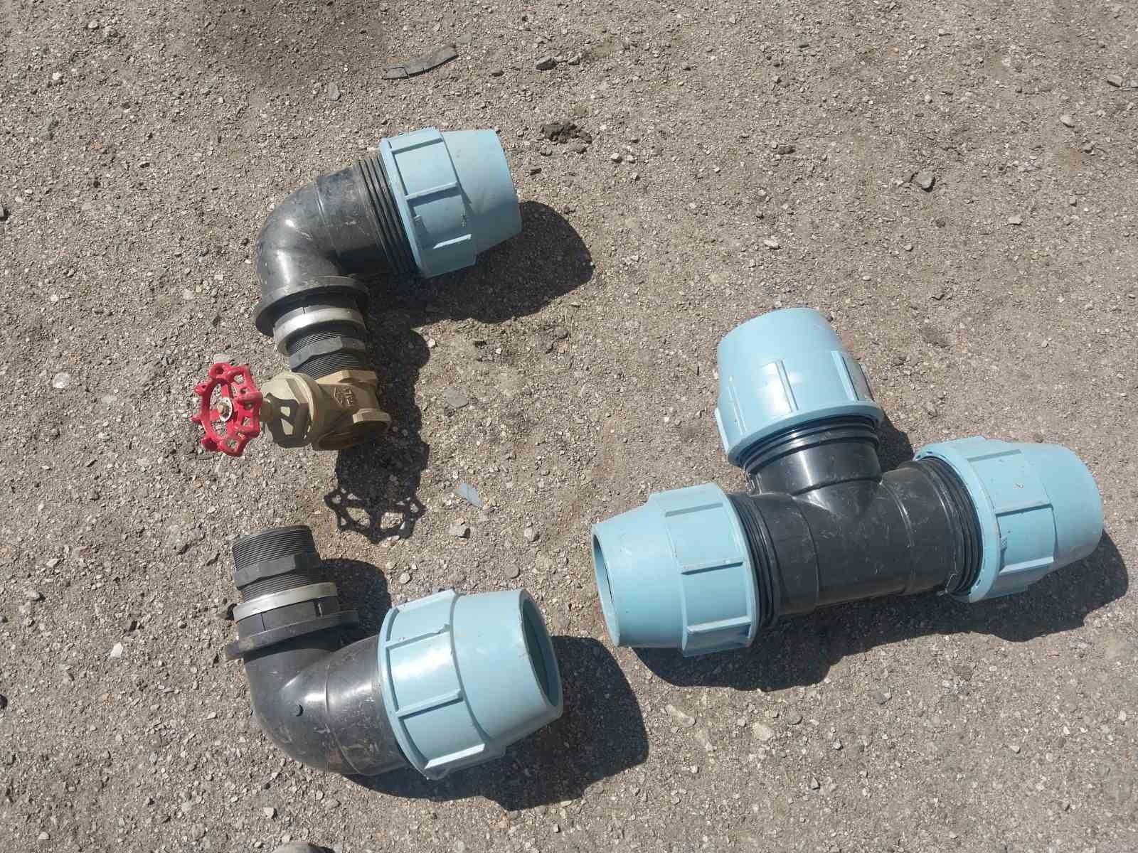 Продам тройник,коліно 110