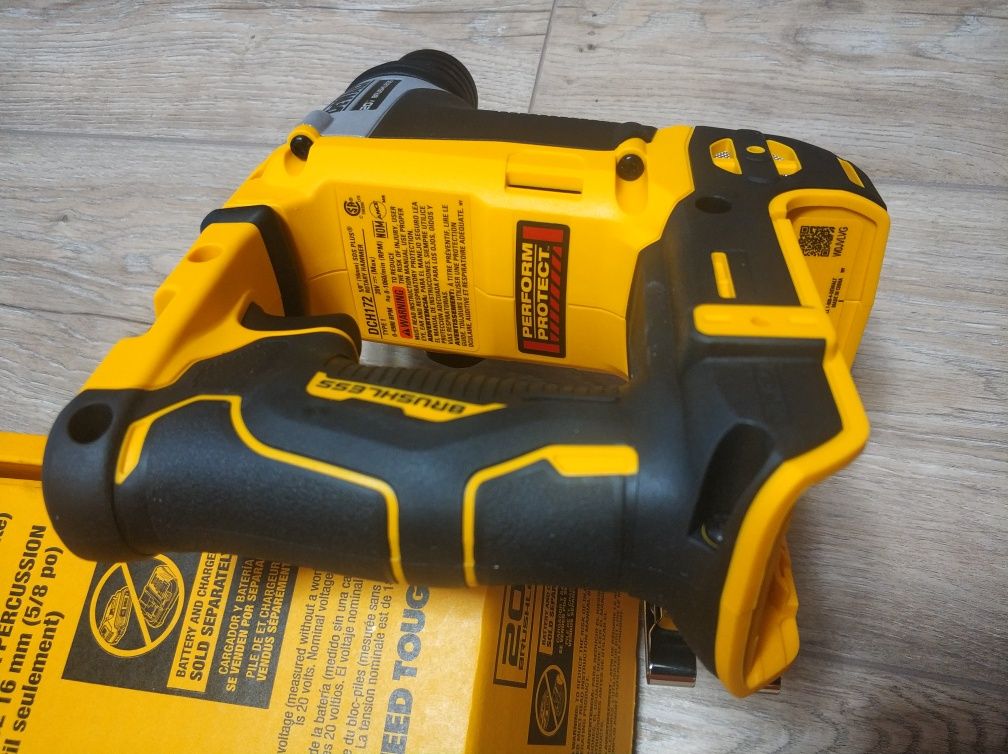 Перфоратор аккумуляторный SDS PLUS DeWALT DCH172  Atomic в кейсі