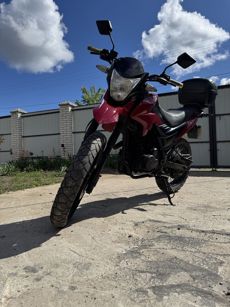 Продам мотоцикл LONCIN LX200GY-3