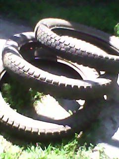 продаются покрышки для машин