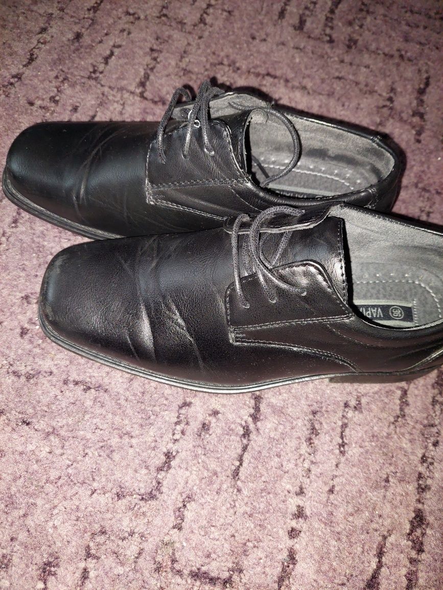 Buty komunijne, eleganckie, wizytowe r. 36