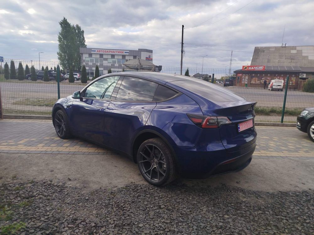 Tesla model y.           .