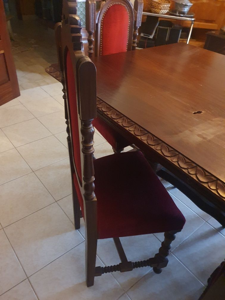 Mesa sala de jantar + 6 cadeiras