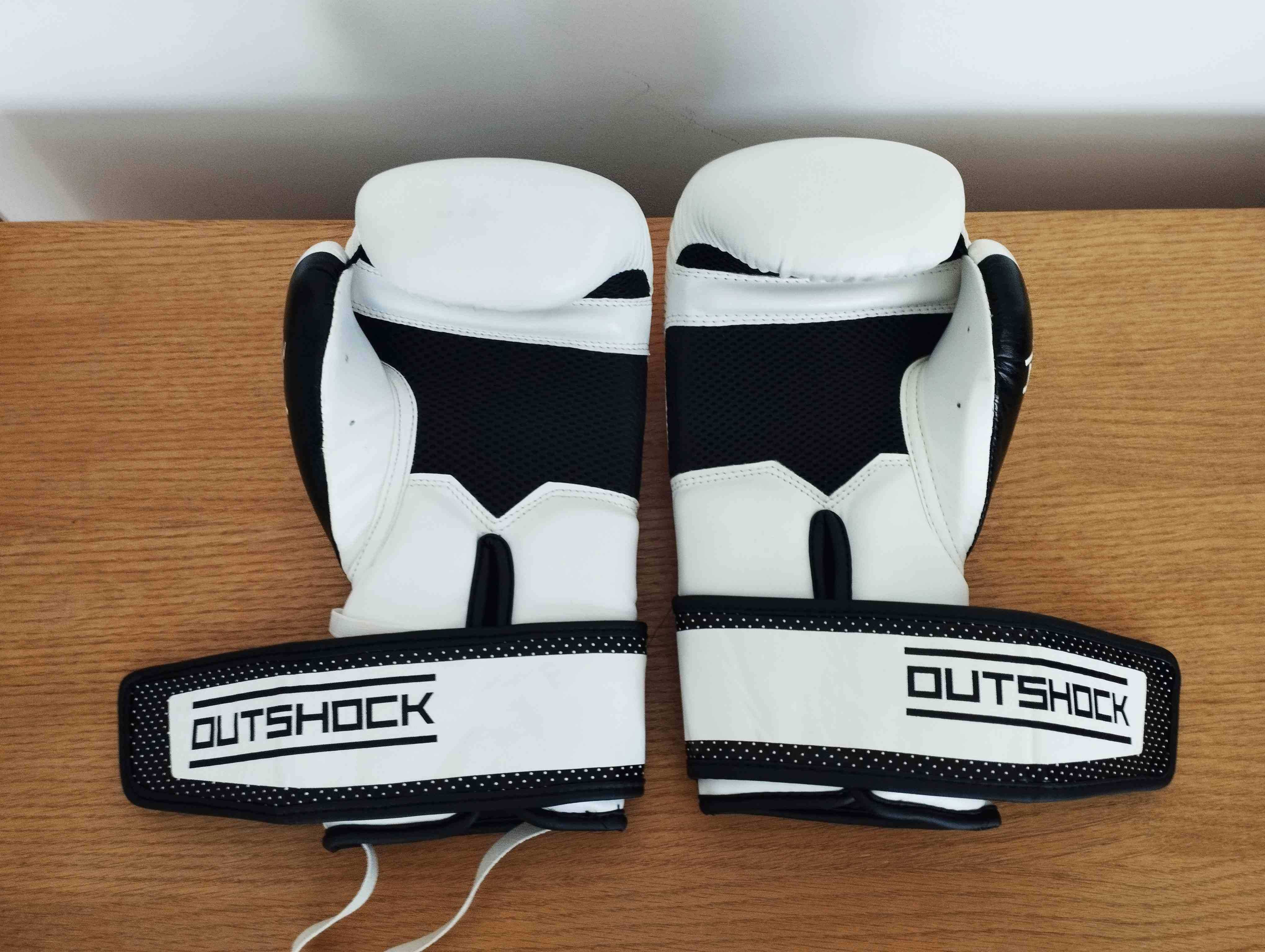 Luvas de Boxe Outshck 14OZ
