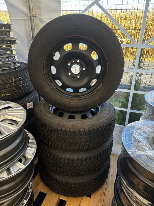 Koła zimowe 16” Dacia Duster 5x114.3 215/65R16 2020 rok