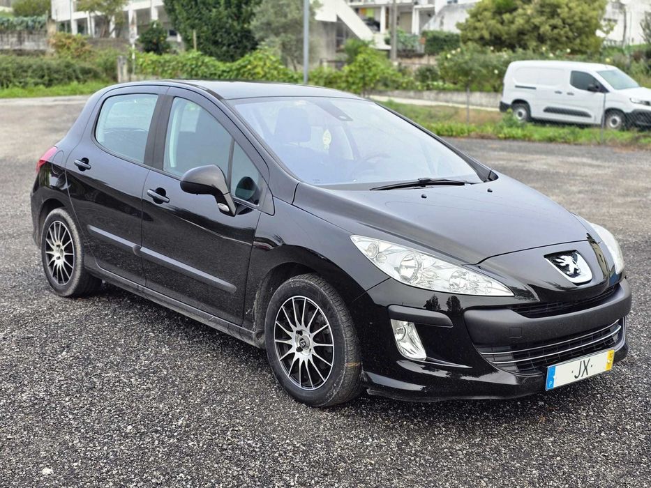 Peugeot 308 HDI  .