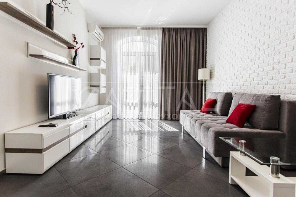 Оренда Перша здача Центр Київ Печерський район вул. Шота Руставелі, 14