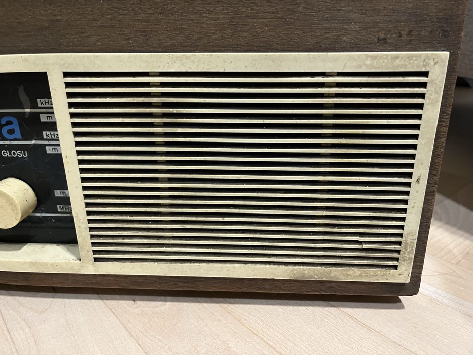 Radio lampowe  z gramofonem prl vintage Diora Ballada 24501