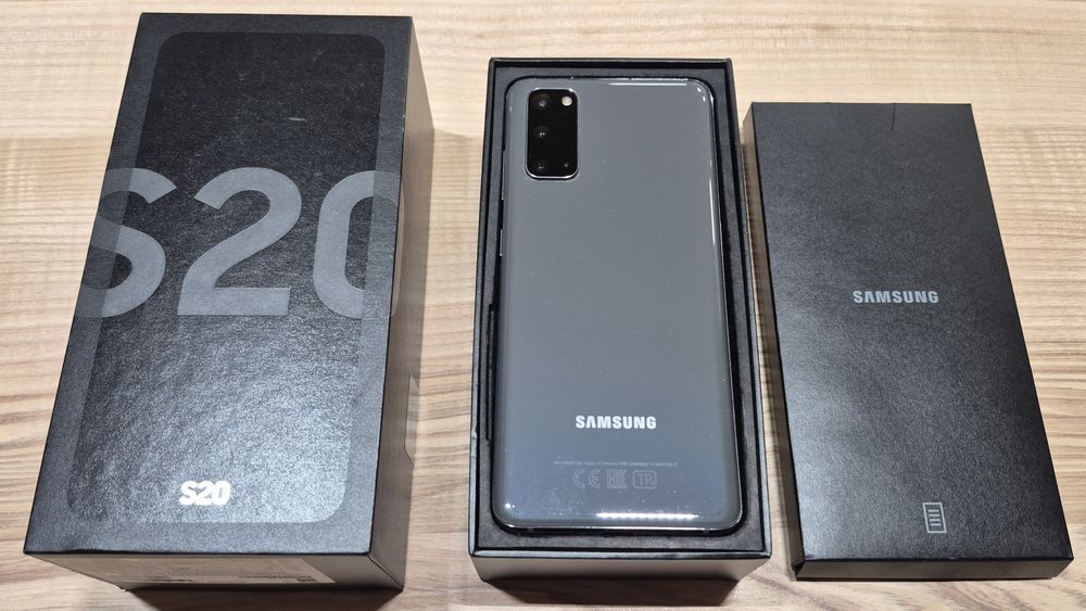 Samsung S20 8/128