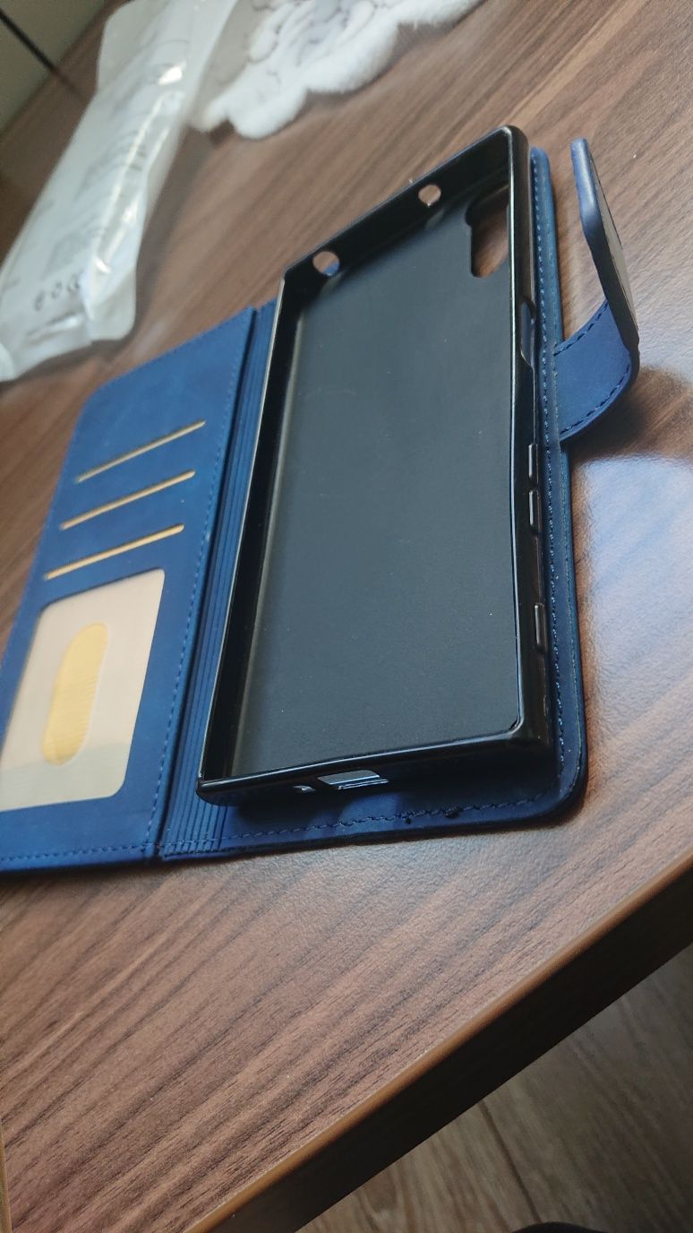 Etui na telefon Sony Xperia XZ. Marka Generic