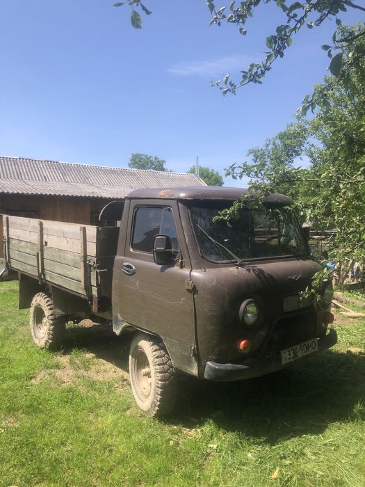 Уаз бортовий ….:
