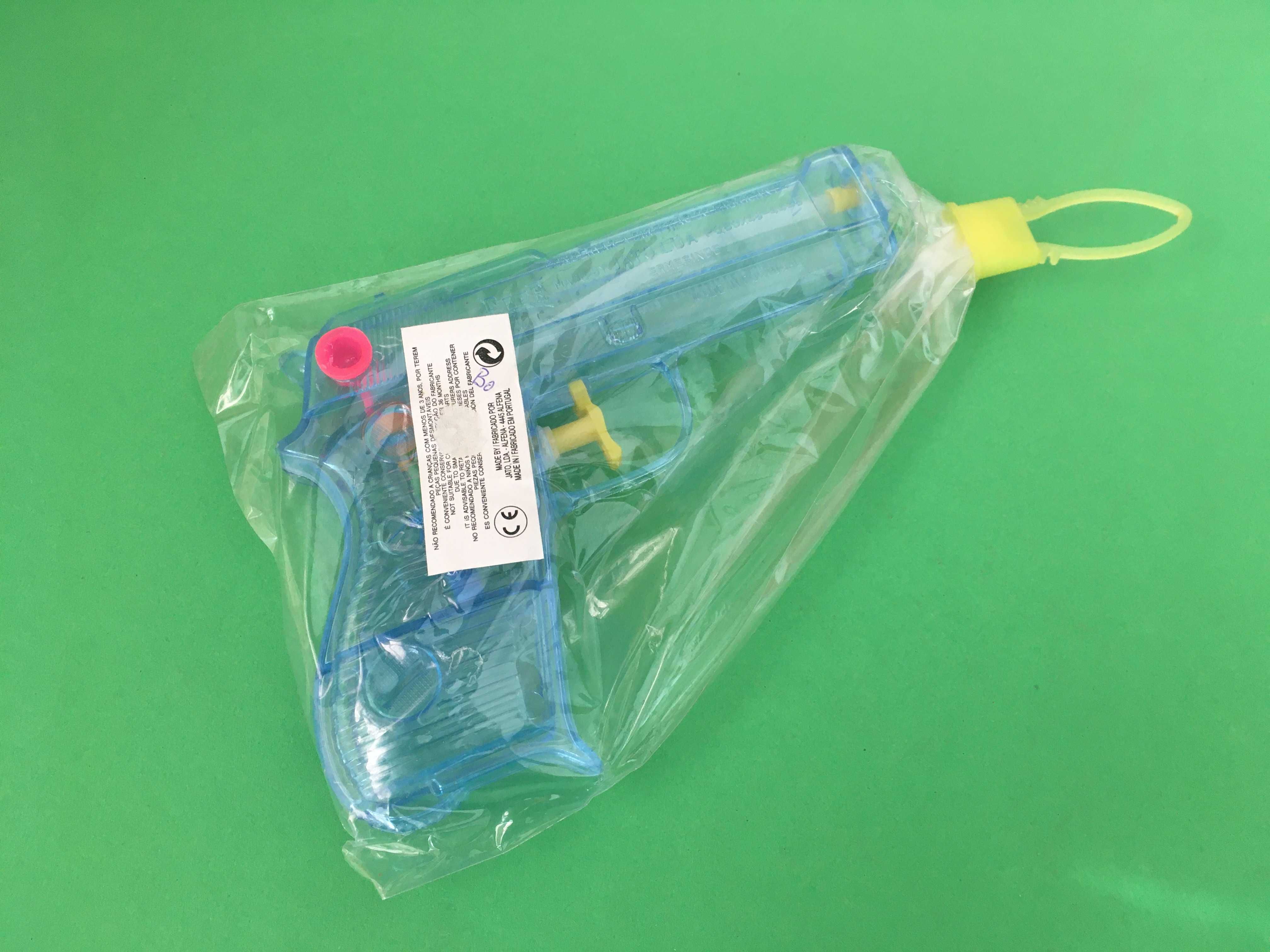 Bisnagas Pistolas em plástico da Marca Pepe Antigas
