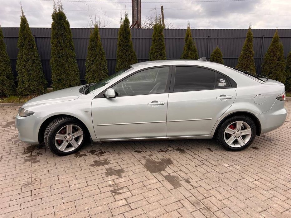 Mazda 6  2006 року