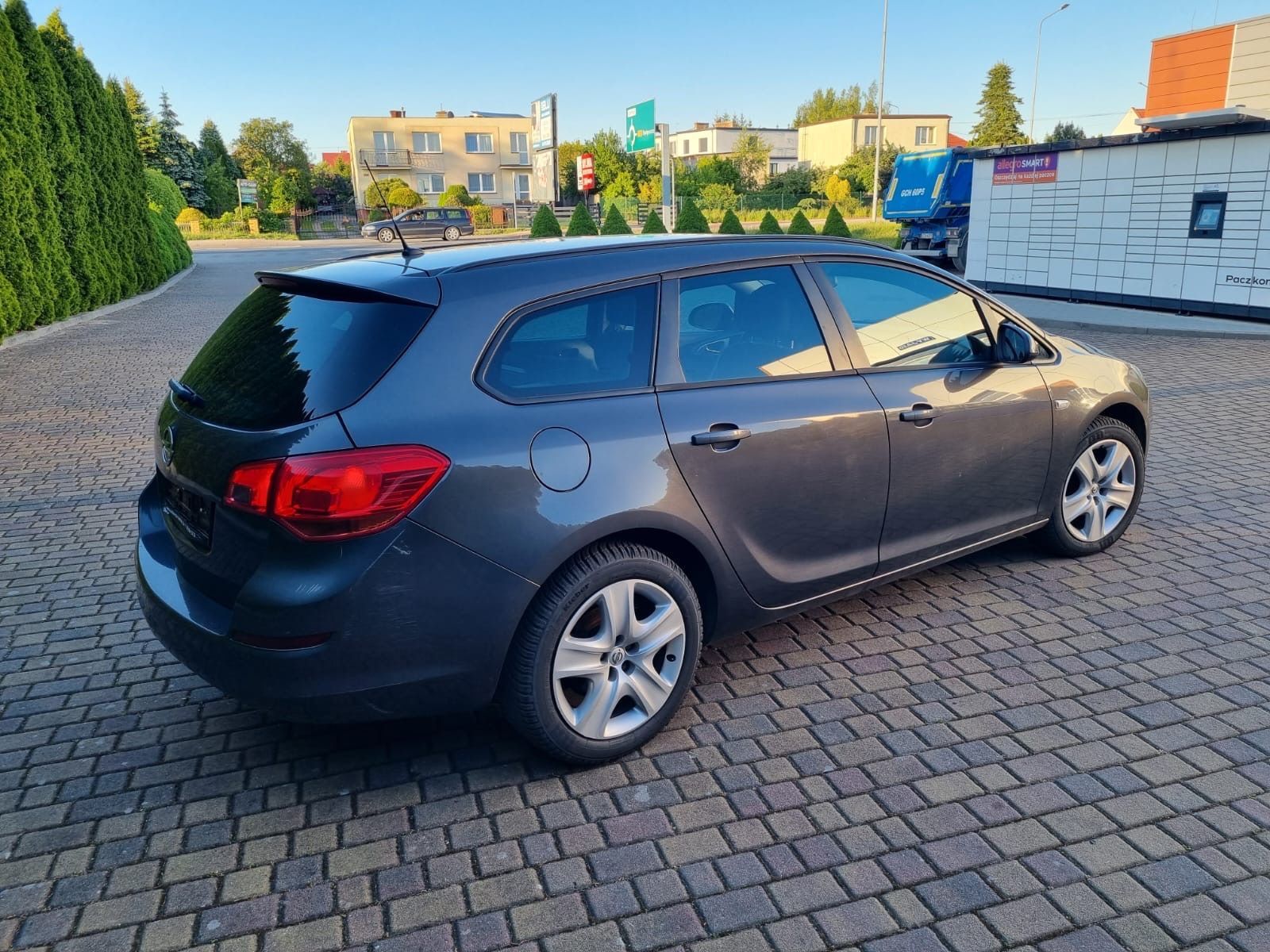 Opel Astra Śliczna Astra 1.6 benz.115KM Klima Grzane Fotele Parktronik Elektryka