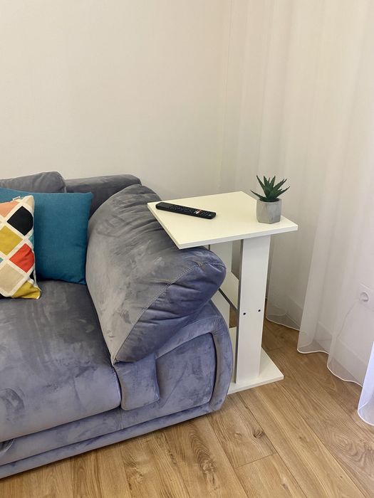 Приставний столик. Кавовий, журнальний столик