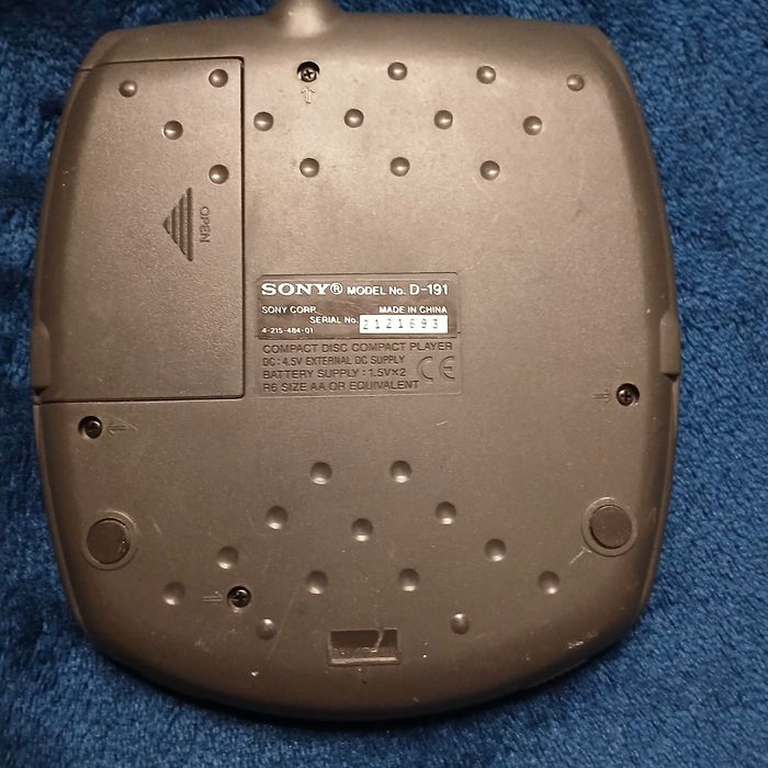 CD-плеєр Sony Discman D-191.