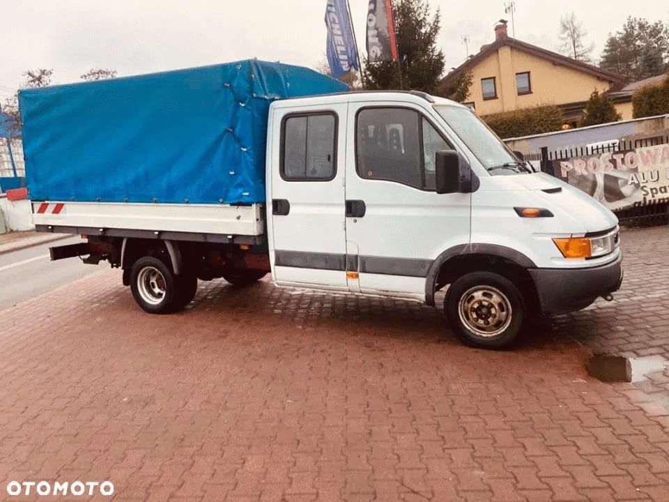 sprzedam iveco 2,3 klima 7osób blizniak plandeka zadbany