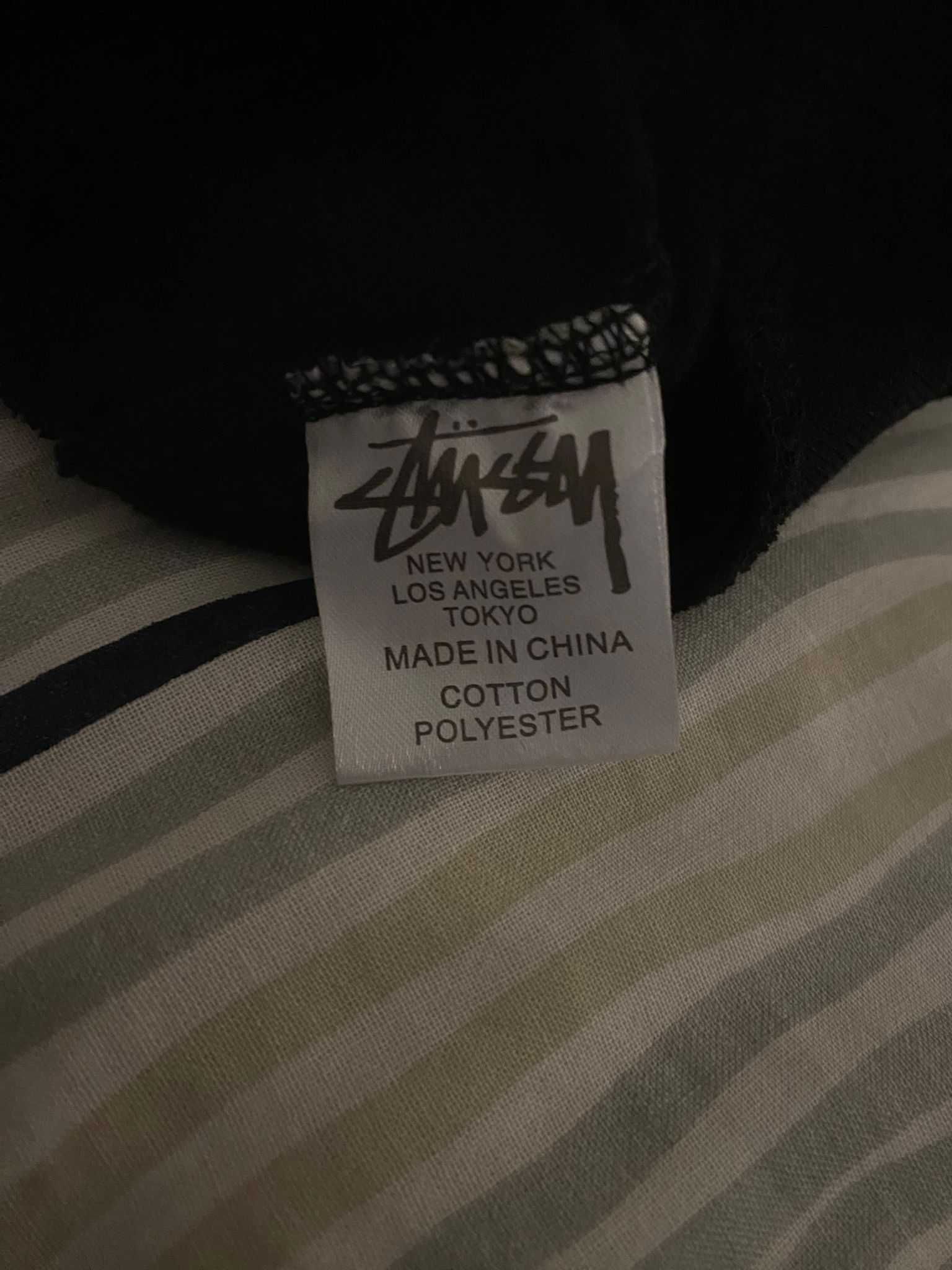 zip up preto da stussy