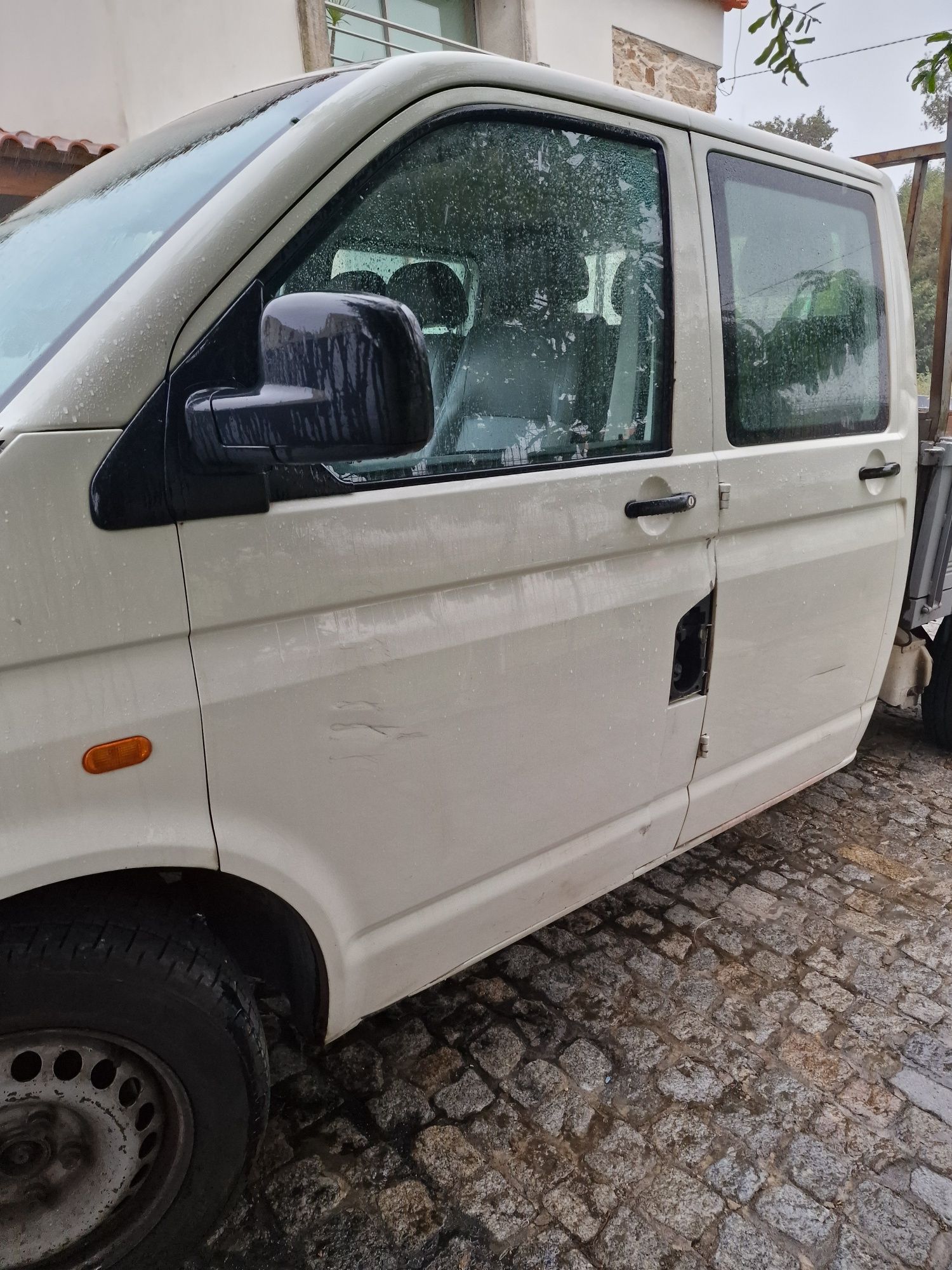 Carrinha caixa aberta ligeira