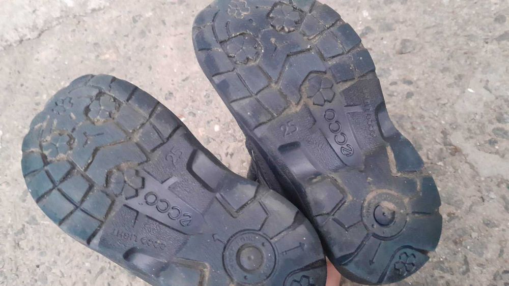 Ботинки зимние для девочки Ecco 25 размер