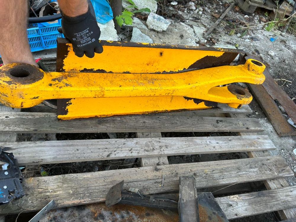 Kiwak Widelec Suport Kość JCB