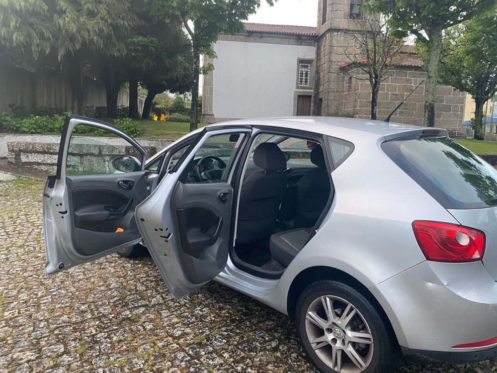 Seat Ibiza 6J 1.9 TDI 105 cv