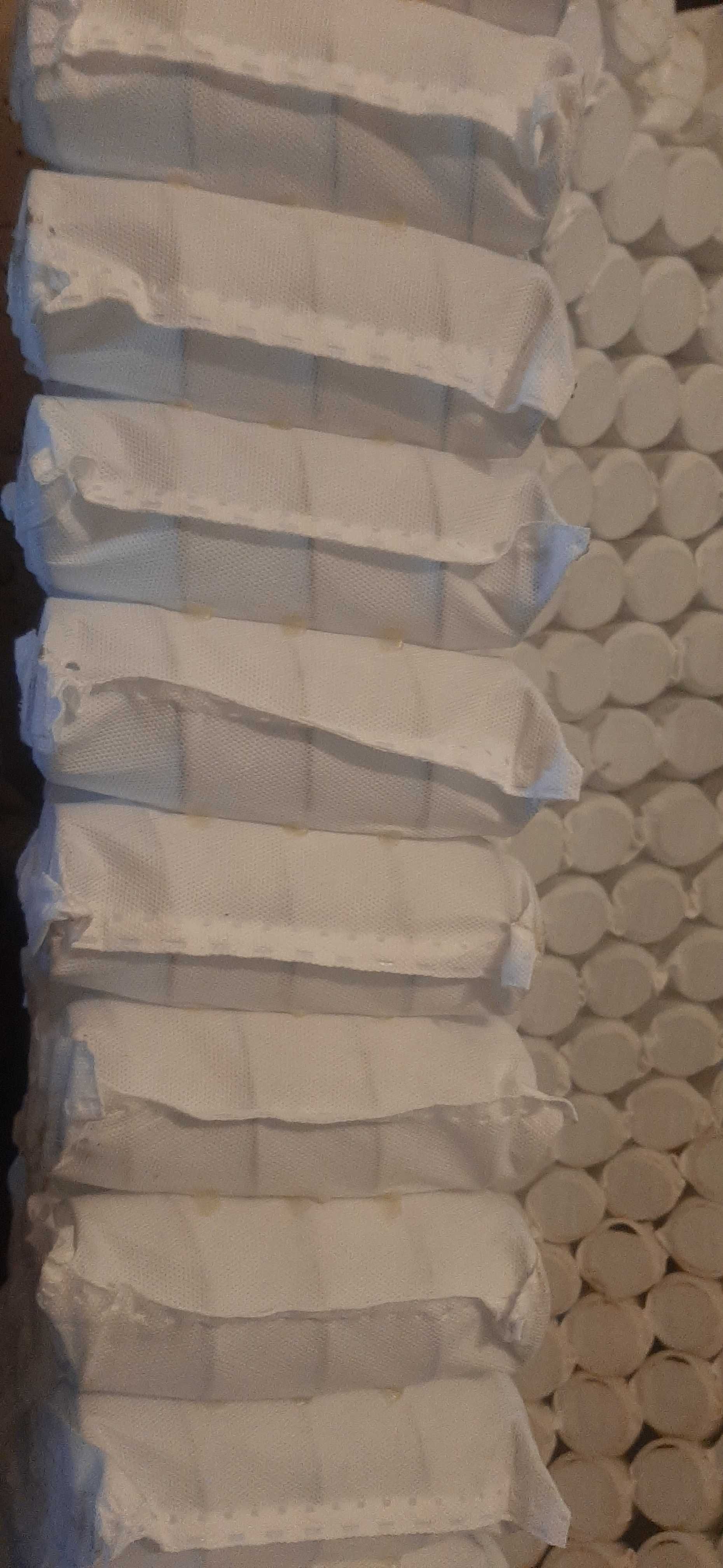 Sprężyny tapicerskie w otulinie z materiału śr 6 cmx15cm wysokość