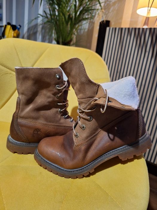 Buty zimowe jesienne kożuszek Timberland skora 39 25cm b.d stan