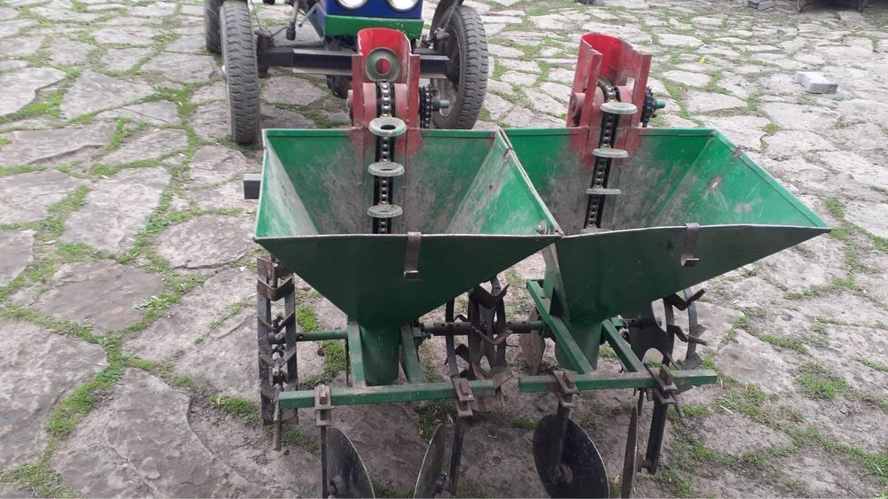 Картоплесаджалка