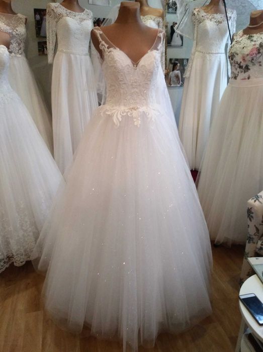 Suknia ślubna rozmiar 36