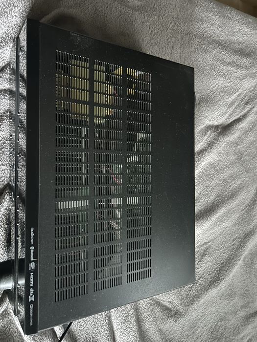 Yamaha RX‑V681 – amplituner