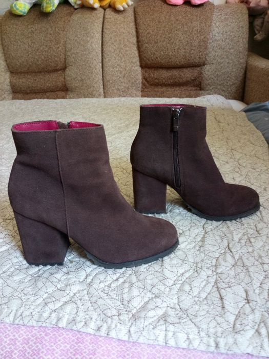 Продам обувь женскую