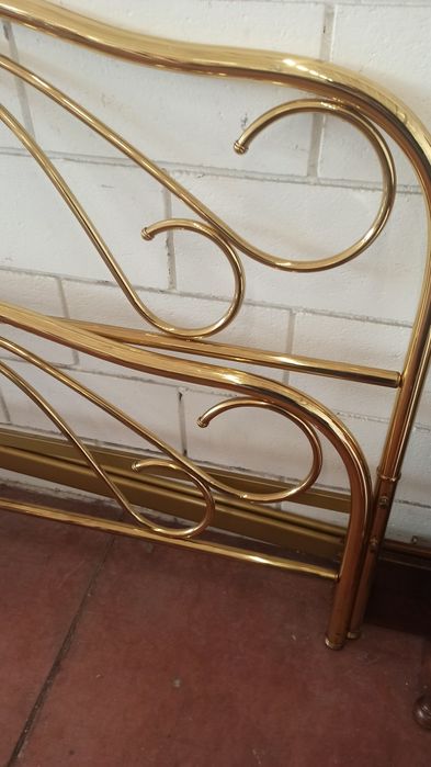 Антикварная кровать. Бронзовая кровать