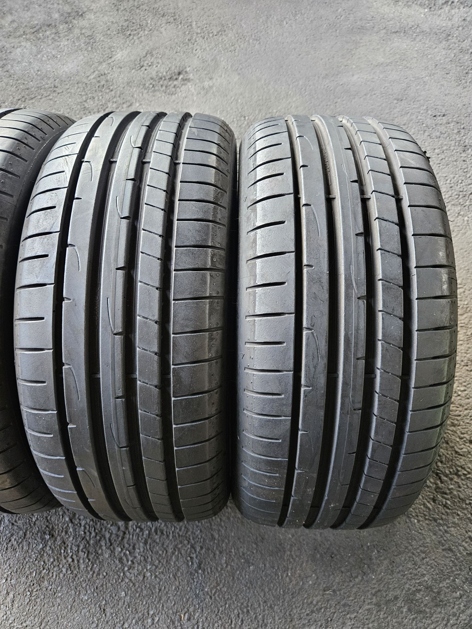 Kpl Opon Letnich Dunlop Sport Maxx RT2 225.45.17 91Y Rok 2022