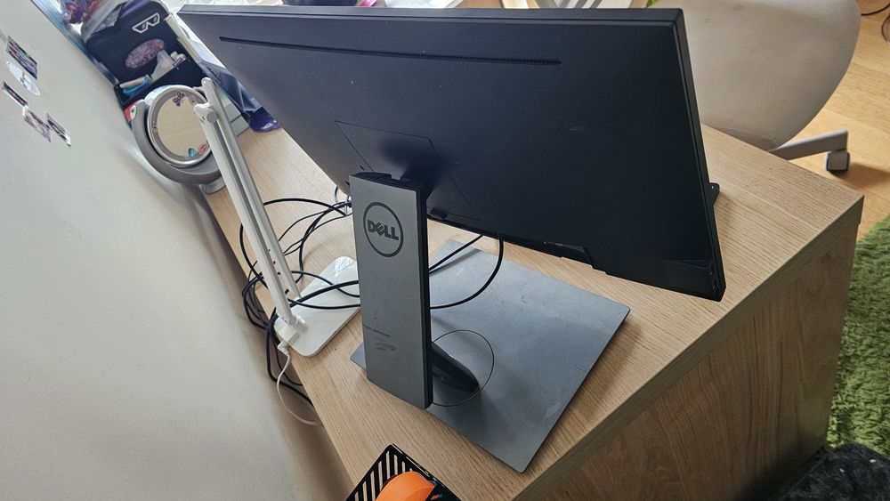 Monitor Dell P2418HT